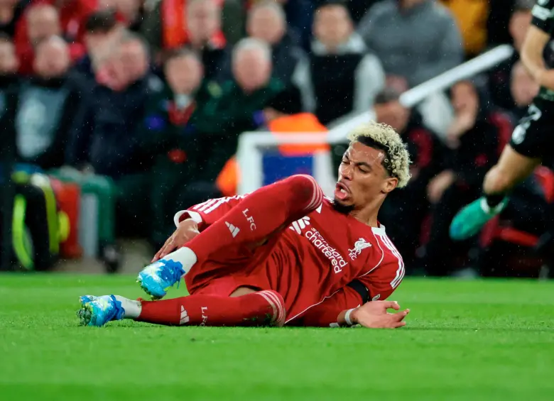 Hugo Ekitike, de 23 años de edad, llegó esta temporada al Liverpool. Tras su lesión no podrá jugar por el resto de año. FOTO GETTY