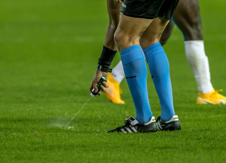 El arbitraje, una de las actividades que más polémica genera en cada jornada del torneo profesional. FOTO Juan Antonio Sánchez