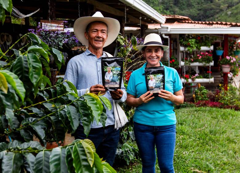 La finca El Porvenir recibe grupos de estudiantes, turistas y extranjeros interesados en conocer el proceso del café desde la siembra hasta la taza. FOTO Julio César Herrera. 