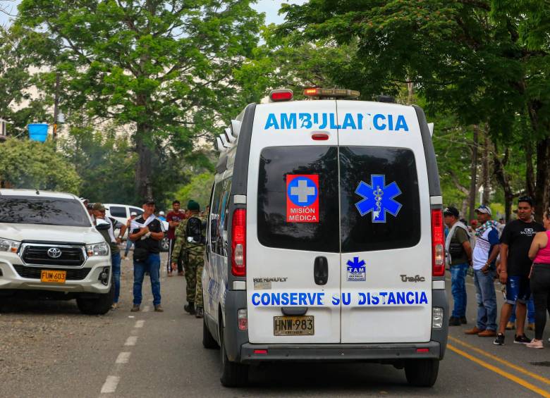 Las agresiones a la misión médica y la imposibilidad de trasladar pacientes ya deja como víctima un menor de edad en medio del paro minero. FOTO MANUEL SALDARRIAGA