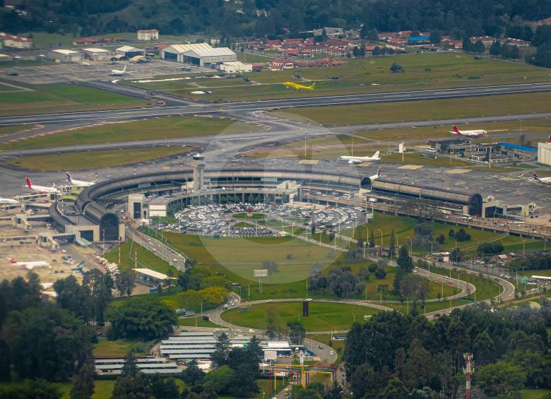 En 2019, el aeropuerto José María Córdova movilizó más de 7 millones de pasajeros. Para 2022 se espera que esta misma cifra llegue a los 9 millones. FOTO: JUAN ANTONIO SÁNCHEZ