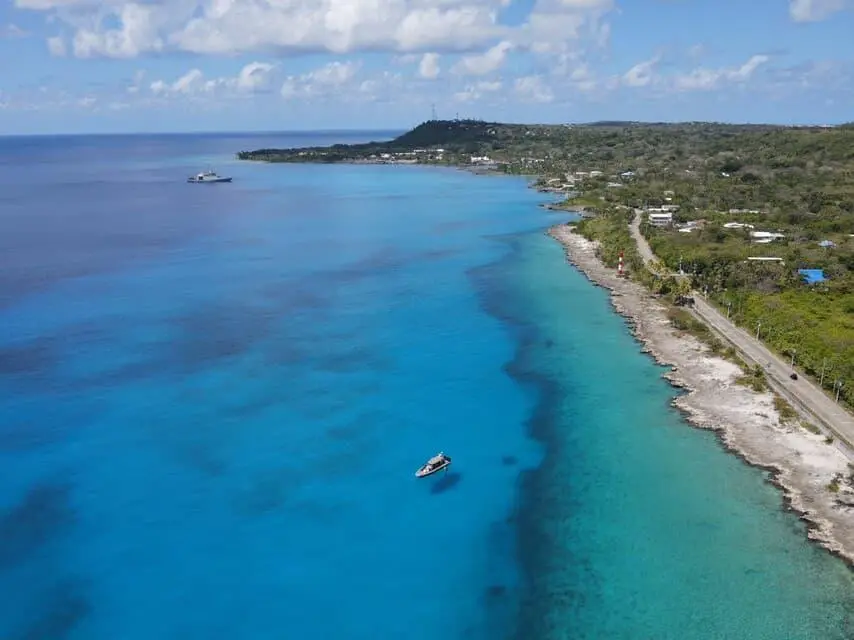 El aumento del nivel del mar es uno de los efectos más visibles del cambio climático y amenaza a cientos de millones de personas que viven en zonas costeras. FOTO: Colprensa. 