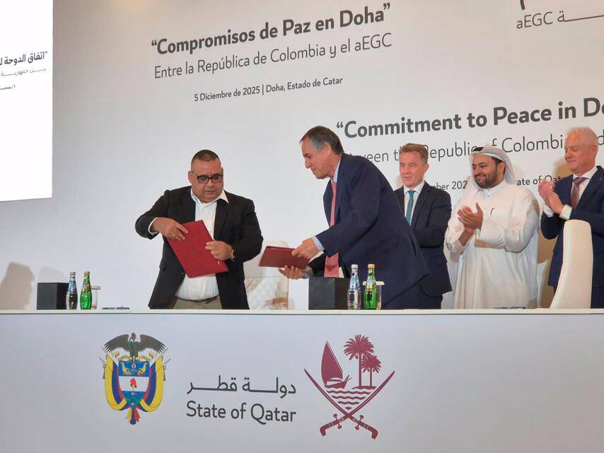 Los delegados del Clan del Golfo y el Gobierno ya tuvieron dos ruedas de conversaciones en Doha, Catar. FOTO: CORTESÍA PRESIDENCIA.