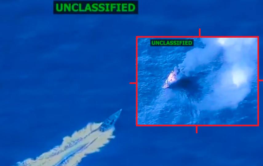 Esta fue la embarcación destruida por un misil de la Fuerza Naval estadounidense. FOTOS: Tomada de video X @SecWar