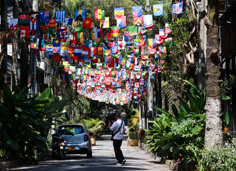 Un turista extranjero gasta al día US$160 en El Poblado, ¿dolarización?