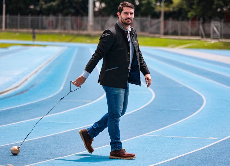 Jacobo D’ León Saldarriaga causó sensación a nivel nacional e internacional en el lanzamiento de martillo. Hoy, a sus 39 años, es un gran motivador para las nuevas generaciones del deporte. FOTO MANUEL SALDARRIAGA