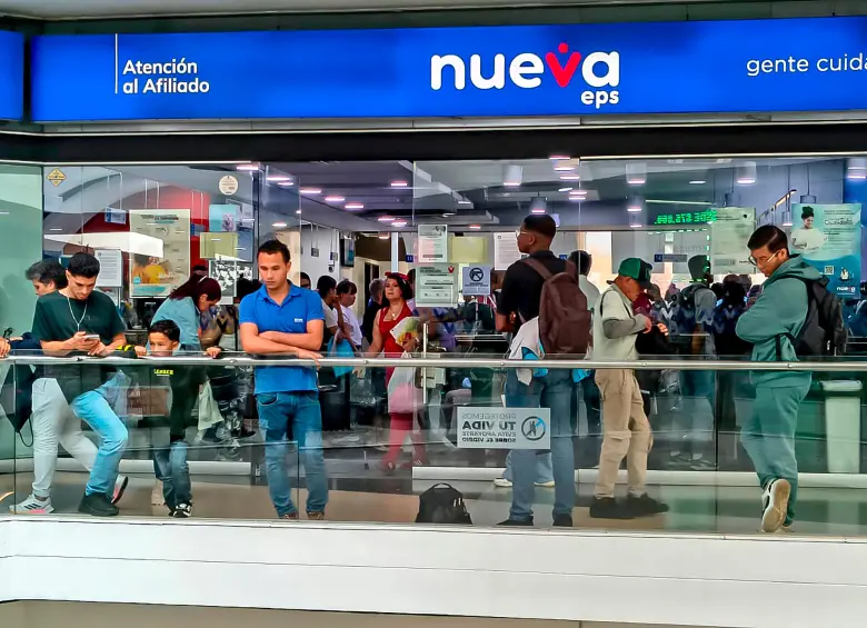 A los expertos les preocupa que entidades como la Nueva EPS no tienen la capacidad para recibir el número de pacientes que les asigna el decreto. FOTO: Julio Herrera