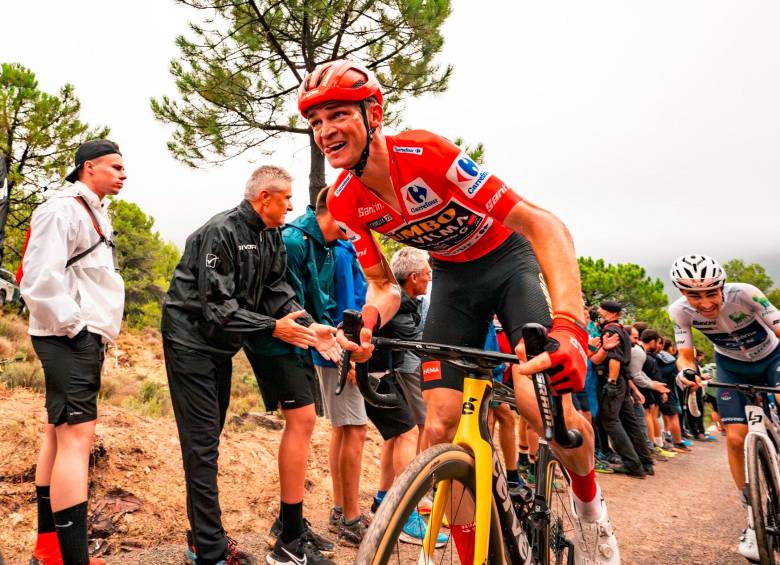 Sepp Kuss suma dos días como líder de la carrera española. FOTO TWITTER VUELTA A ESPAÑA
