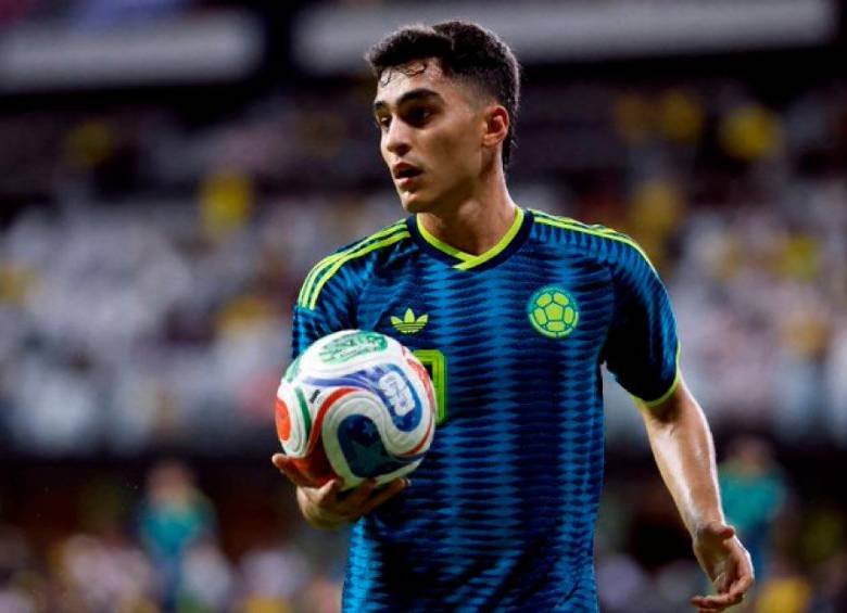 Juan Manuel Rengifo hizo su debut con la Selección Colombia ante Perú. FOTO FCF