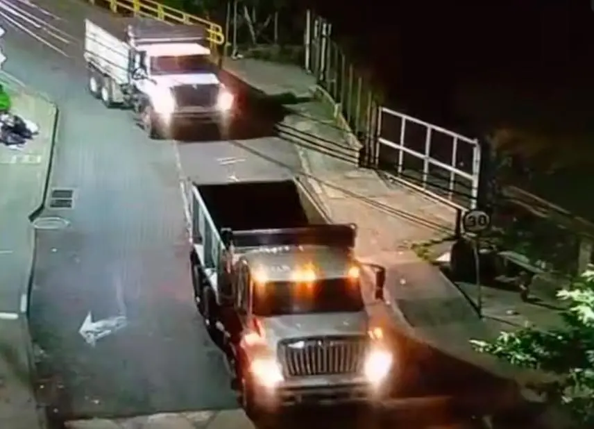 Una hipótesis es que los dos vehículos iban a ser usados para atentados terroristas. FOTO: Cortesía Meval