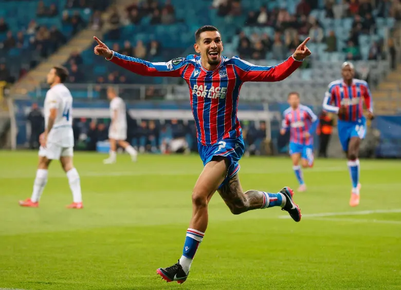 Daniel Muñoz, valorado en 25 millones de euros, de acuerdo con datos de Transfermarkt, ha disputado 74 partidos con el Crystal Palace desde que llegó en enero de 2024. Tiene contrato hasta junio del 28. FOTO GETTY