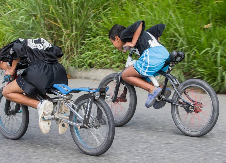 La caída de los ninis no se debe únicamente a una mayor inserción laboral, sino también a que más jóvenes permanecen activos en el sistema educativo. FOTO EL COLOMBIANO