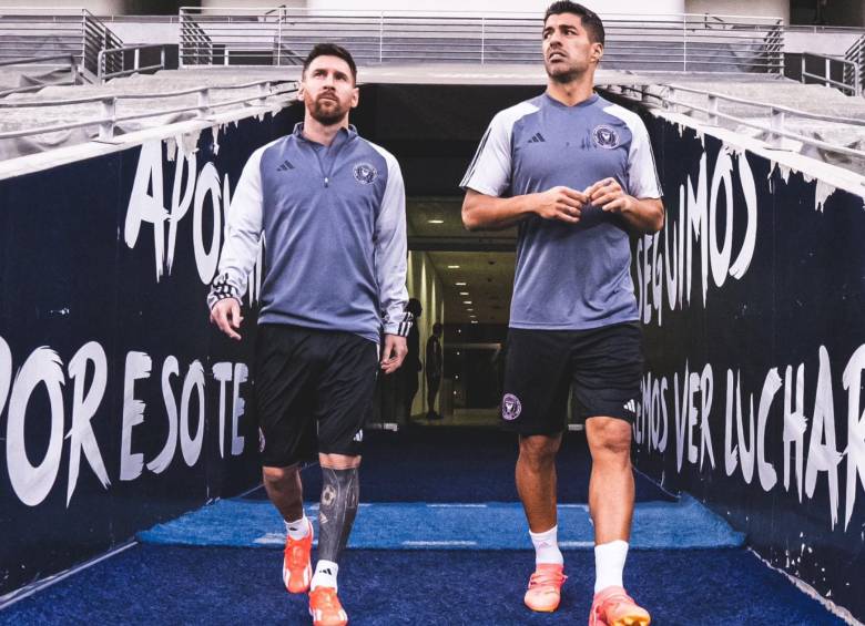 Messi y Luis Suárez haciendo reconocimiento del estadio de Monterrey. FOTO: CUENTA DE X @InterMiamiCF