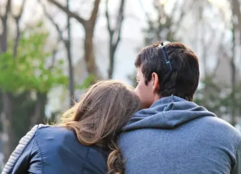 Las parejas LAT son aquellas que viven separadas pero juntas. FOTO Pixabay