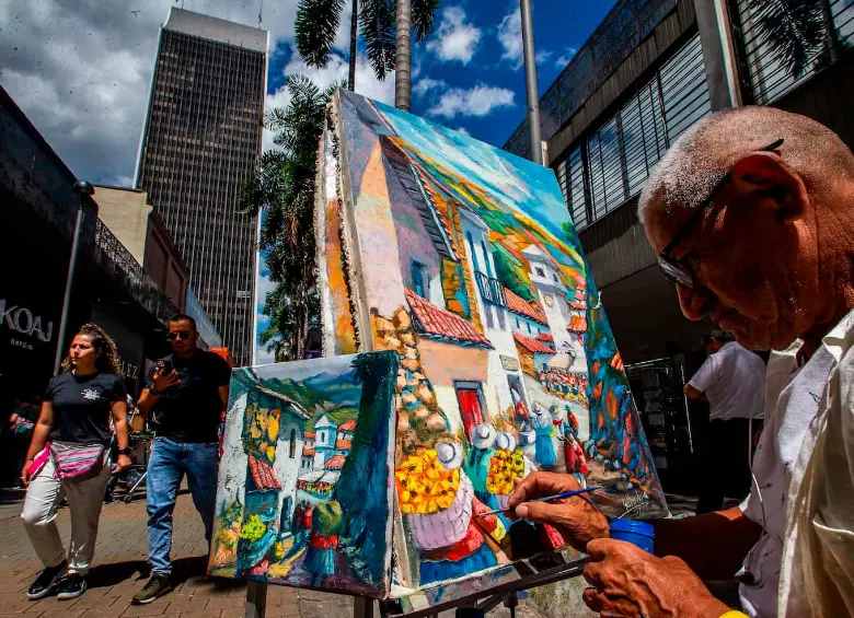 Junín será uno de los escenarios de la vigésimo segunda edición de Caminá pa’l Centro, que se llevará a cabo del 26 al 29 de noviembre. El énfasis estará puesto en los otros rostros de Medellín FOTO: Julio Herrera 