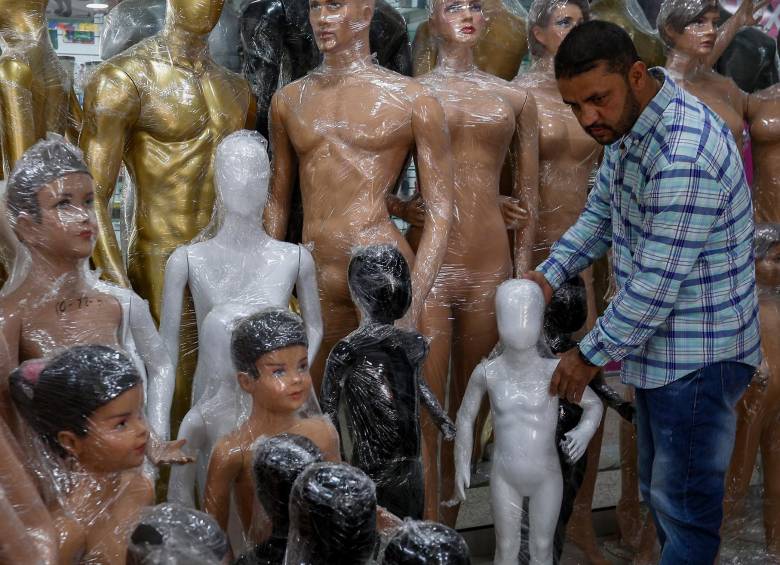 Un gran número de mipymes ha tenido que salir de empleados para solventar encarecimiento de insumos. FOTO manuel saldarriaga