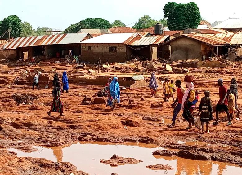 Decenas de comunidades están inundadas por las fuertes lluvias en Nigeria. Foto: GETTY
