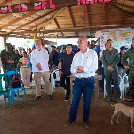 Iván Velásquez rechazó el abuso de algunos soldados con las comunidades de Tierralta. FOTO CORTESÍA 