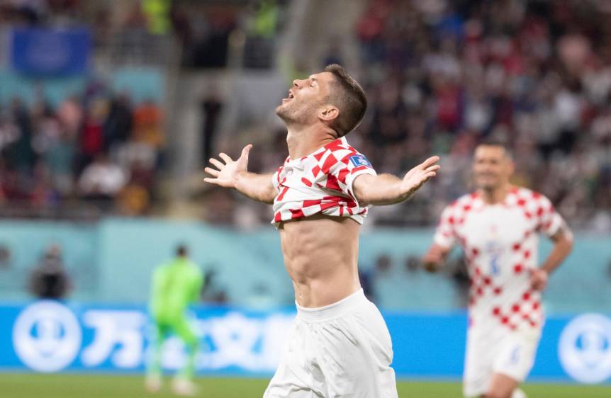 Con Kramaric como gran figura, los croatas dependen de sí mismos para avanzar a la siguiente fase del mundial. Fotos: Juan Antonio Sánchez
