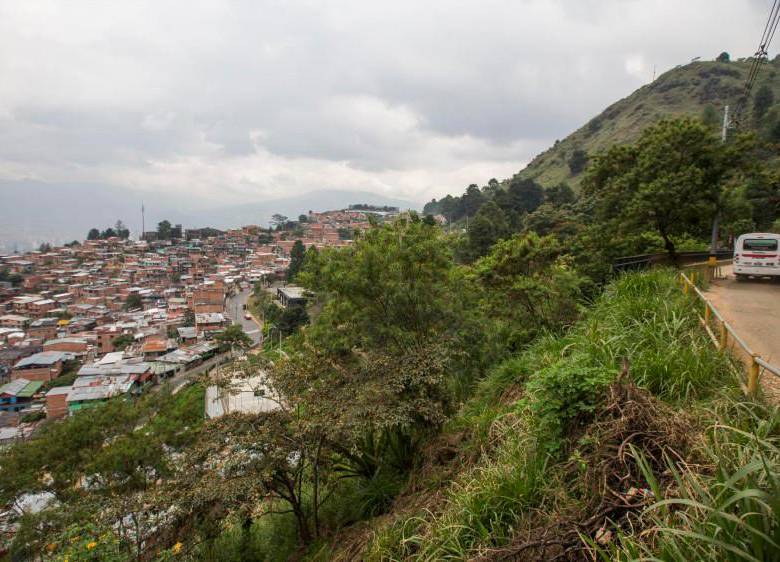 De acuerdo con la Alcaldía de Medellín, el terreno es de alto riesgo para los habitantes. FOTO DE ILUSTRACIÓN: ARCHIVO.