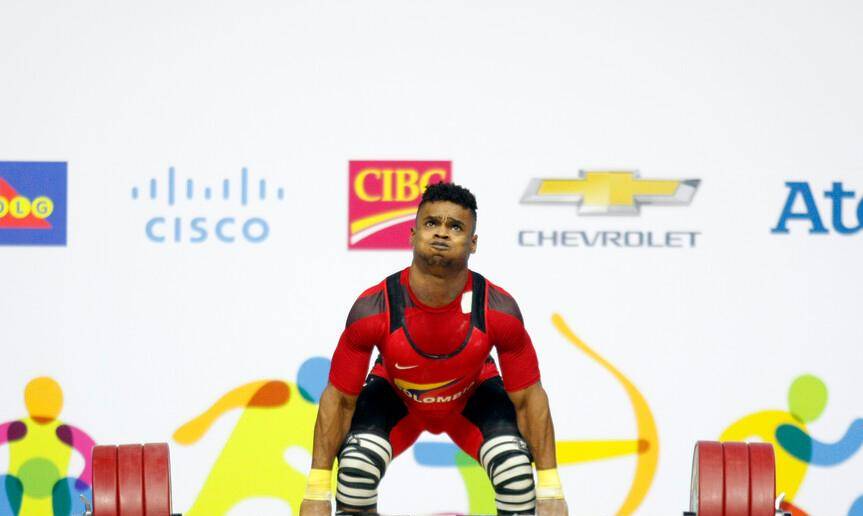 Francisco Mosquera se esfuerza para competir en los Juegos Olímpicos de París-2024 en la división de los 61 kilogramos. Por eso, pese a la falta de apoyos, se sigue entrenando para lograr sus metas. FOTO COLPRENSA