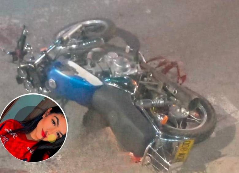 Sobre esta moto dos hombres montaron a Yuri Alejandra Pineda Cabueñas (detalle), de 19 años, cuando se bajó de un bus. Luego de hacerlos caer, uno de ellos le propinó 16 puñaladas en todo su cuerpo. FOTO: CORTESÍA DENUNCIAS ANTIOQUIA
