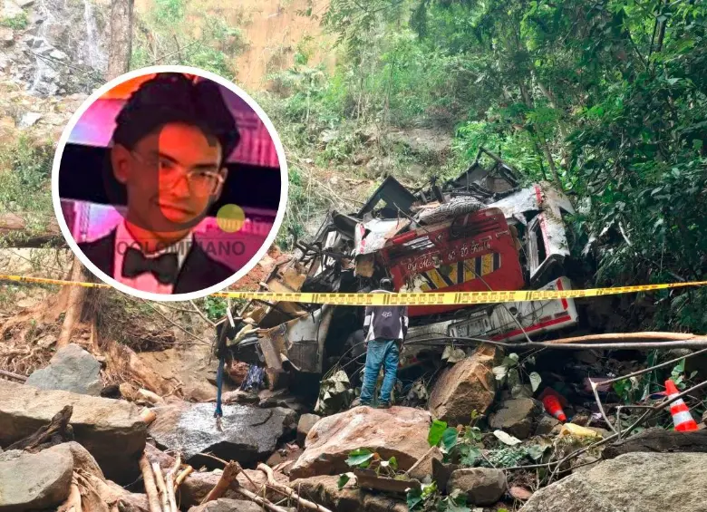 David Rúa Vallejo, de 17 años, fue el menor que salió a la vía para alertar de la tragedia con sus compañeros. FOTO: MANUEL SALDARRIAGA Y CORTESÍA