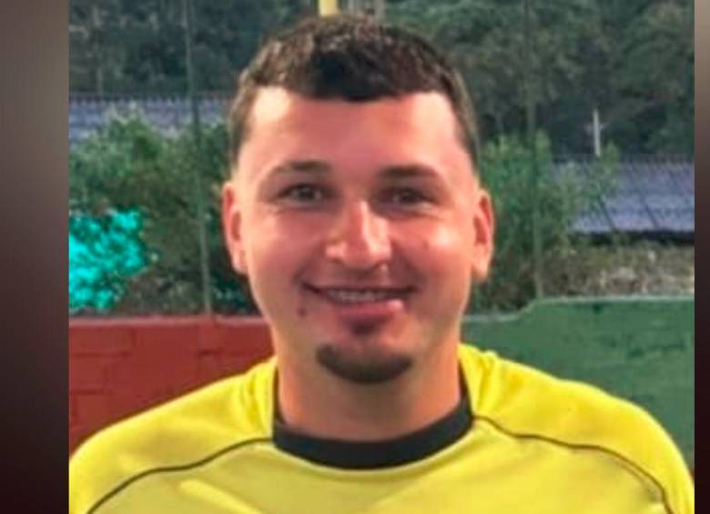 Andrés Felipe Herrera Quiroz, de 27 años, era un reconocido futbolista y árbitro tanto en salón como en grama en el Suroeste antioqueño. FOTO: CORTESÍA