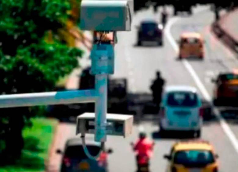 La idea de la Alcaldía de Medellín será cambiar todo el modelo de operación de este sistema y buscar la reducción de la cantidad de las infracciones. FOTO: EL COLOMBIANO