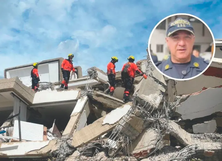 El personal del Cuerpo de Bomberos de Medellín está participando en las labores de búsqueda y rescate de las víctimas de la emergencia en Caracas y La Guaira. Ubicaron tres cuerpos. FOTO CORTESÍA - ALCALDÍA DE MEDELLÍN