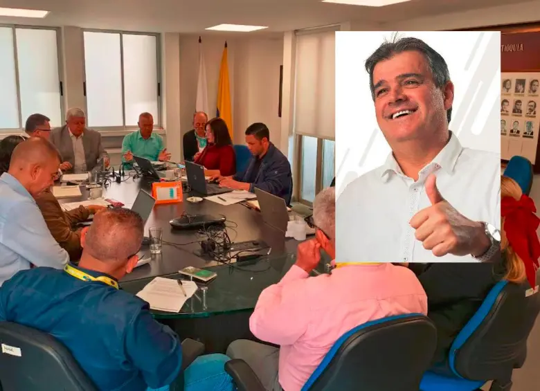 Estas son las imágenes del proceso de auditoría de la Superintendencia de Salud y Coljuegos a la Lotería de Medellín luego de que se conociera que la pareja del exsubgerente comercial, Rubén Darío Callejas, se ganara uno de los premios. FOTOS: CORTESÍA