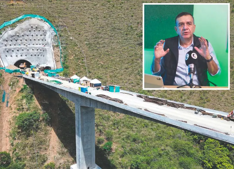 Las obras de los contratos recibidos del Invías en El Toyo alcanzan el 80% de ejecución. Con una inversión conjunta por parte de Medellín y Antioquia, los trabajos terminarán en diciembre. FOTO MANUEL SALDARRIAGA