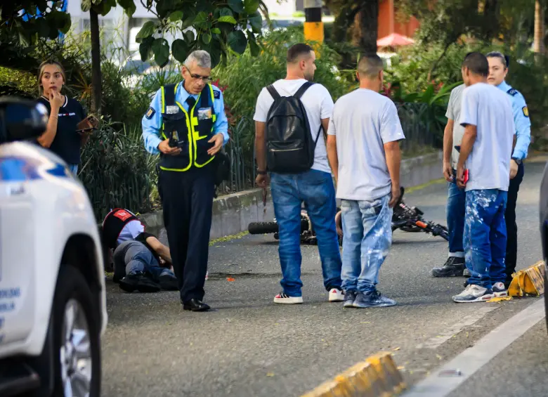 Los motociclistas son los que más atención médica han requerido por parte del personal de la Secretaría de Salud de Medellín. FOTO: Camilo Suárez