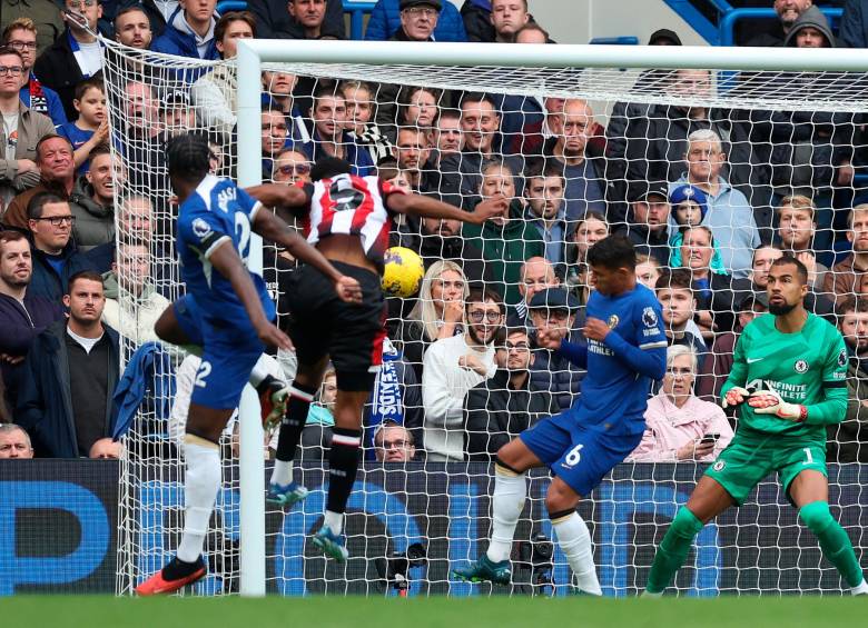 Chelsea cayó en casa ante Brentford y agudiza su crisis en la Premier League