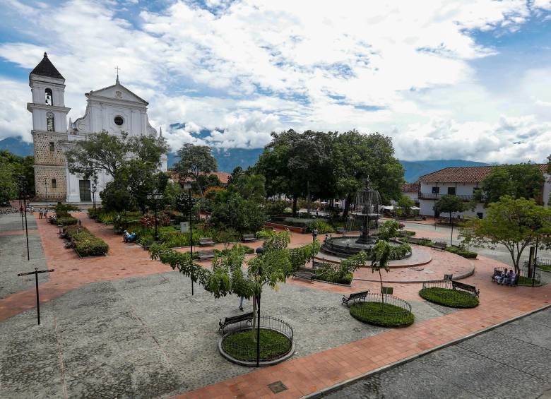 En Santa Fe de Antioquia la comunidad están molestos por el gasto que hicieron los concejales en medio de las necesidades que tiene el municipio. FOTO: EL COLOMBIANO