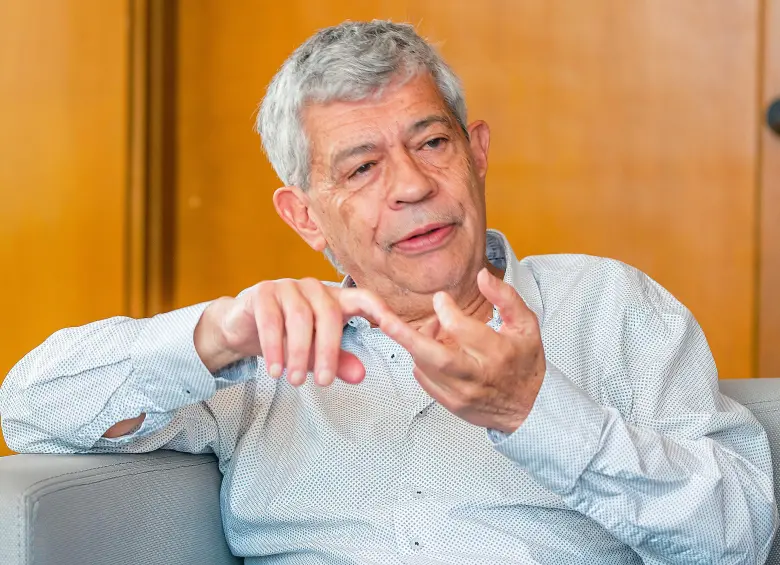 Jorge Iván González, exdirector del Departamento Nacional de Planeación (DNP), dijo que el aumento de la deuda pública es una tendencia global. FOTO JUAN ANTONIO SÁNCHEZ