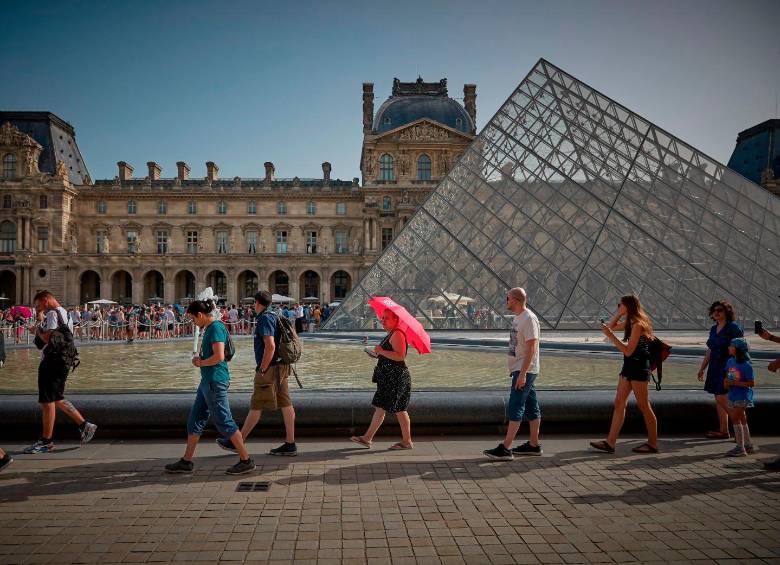 En 2025, el presidente de Francia, Emmanuel Macron, anunció un gran proyecto de renovación para el museo por un valor total estimado de 660 millones de euros. Foto Getty.