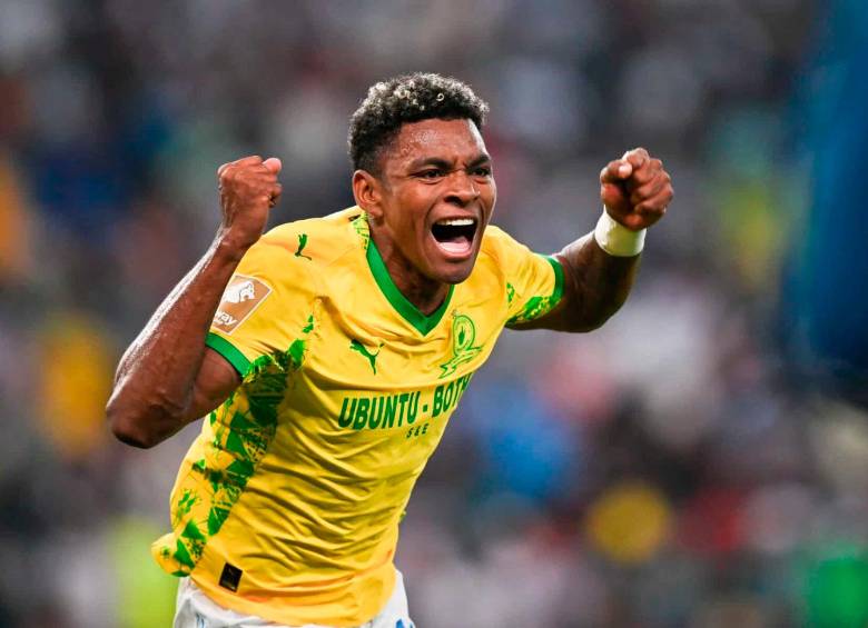 Brayan León es el goleador del Mamelo Sundowns del fútbol sudafricano. El nacido en Turbaco, Bolívar, ha marcado 15 goles en 24 partidos. El delantero llegó desde el DIM. FOTO: Masandawana