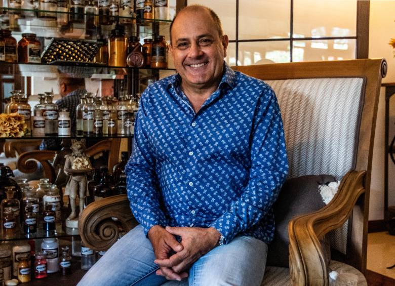 Jorge Enrique Posada Jaramillo decidió, hace 20 años, enfocarse en las droguerías. Una oportunidad para continuar en la consolidación de Droguerías JP. FOTO JULIO CÉSAR HERRERA 