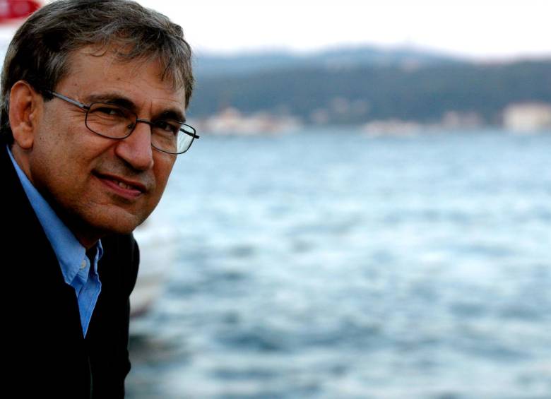 Pamuk vive en Estambul a pesar de la persecución del gobierno a los escritores críticos. FOTO CORTESÍA PENGUIN RANDOM HOUSE