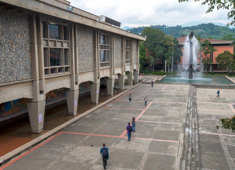 La Universidad de Antioquia tiene un déficit económico que ronda los 350.000 millones de pesos, lo que llevó a la decisión del Ministerio de Educación. FOTO: JUAN ANTONIO SÁNCHEZ
