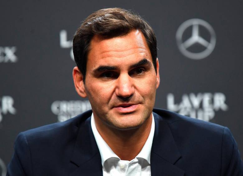 Roger Federer, uno de los tenistas más grandes de la historia que se retirará este viernes, a sus 41 años de edad, del deporte de alto rendimiento. FOTO: EFE