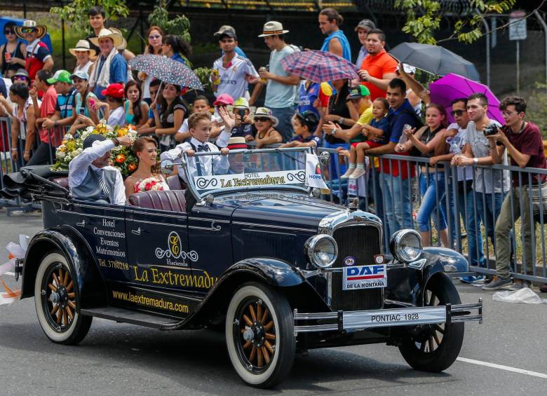 El Desfile de Autos Clásicos y Antiguos reaperece este año en la Feria de las Flores. Celebra 25 años. Foto: Julio César Herrera 