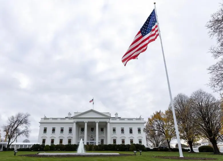 Si planea migrar a Estados Unidos para trabajar, es importante conocer cuáles son los estados donde el valor de la hora laboral es más alto o más bajo. FOTO: Xinhua / Hu Yousong