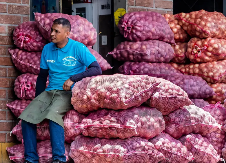 La inflación en Colombia habría vuelto a acelerarse en abril de 2026, impulsada principalmente por el aumento en alimentos, servicios y tarifas reguladas, según estimaciones de Grupo Cibest. FOTO EL COLOMBIANO