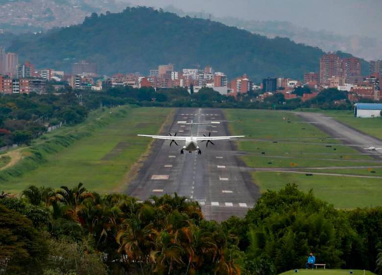  Convertir el aeropuerto en un parque necesitaría de una reforma sustancial al Plan de Ordenamiento Territorial (POT). FOTO: MANUEL SALDARRIAGA 