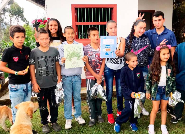 La campaña “Yo leo, yo dono” recogió 487 libros en su primera edición. FOTO: CORTESÍA