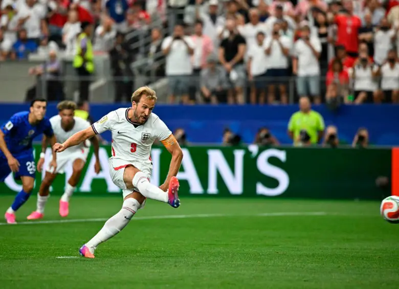 El delantero inglés Harry Kane es la gran figura de la Selección de su país, que busca volver a ganar un Mundial después de 60 años. Foto: AFP