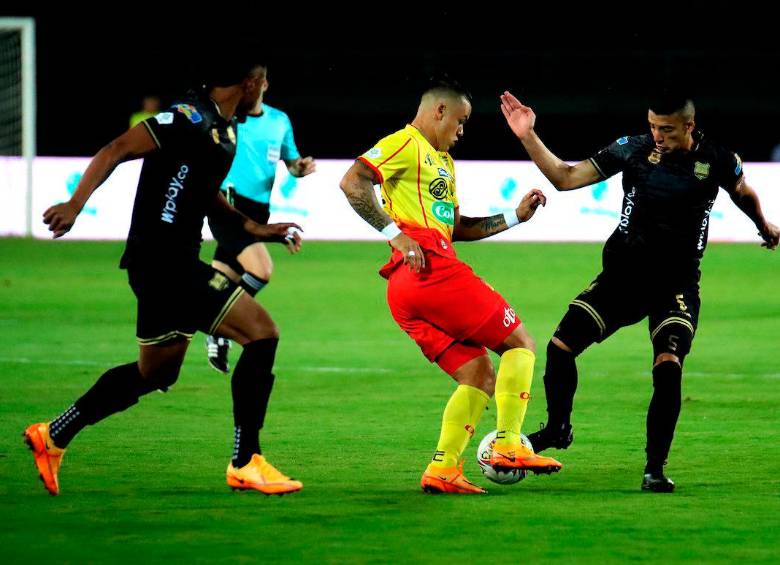 Águilas empató en su visita al Pereira. FOTO DIMAYOR