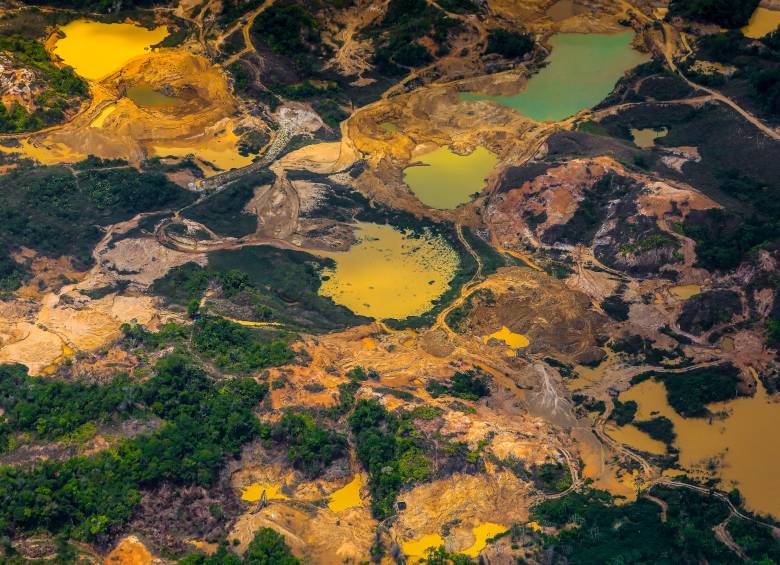 La minería ilegal sigue siendo una de las principales amenazas para líderes ambientales y comunidades en Colombia, según el más reciente informe de Global Witness. Foto: Manuel Saldarriaga